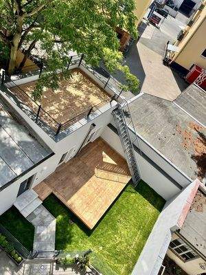 Dachterrasse und Terrasse