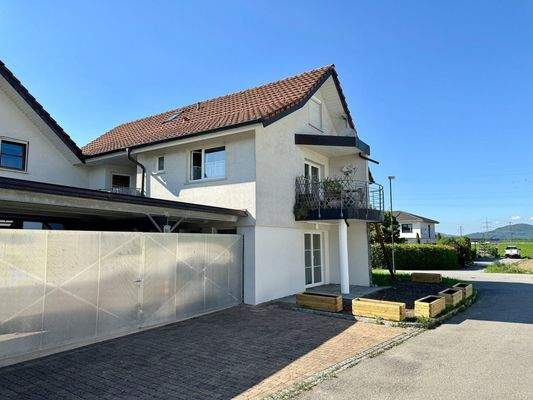 Nebenhaus mit 3 Apartments