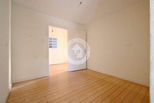 Erdgeschoss - Durchgangszimmer (Blick 1)