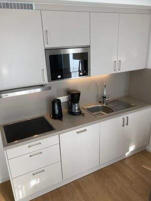 4_23-Küchenzeile Bild 2.jpg