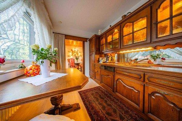 komplette EBK mit Interieur