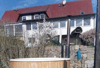 Ihre Doppelhausenhälfte mit viel Platz für jung und alt!