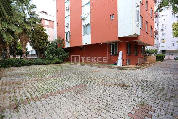 Duplex Apartment with Terrace near the Sea in Antalya Muratpaşa