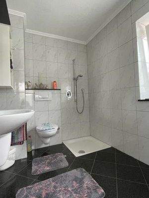 Duschbad im Erdgeschoss