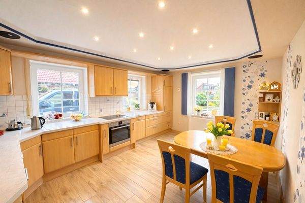 deb8b373-3d72-4557-9f93-ade81a6a9c89