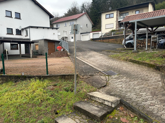 Straßenzugang 2