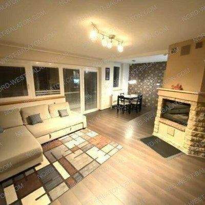 Wohn-/Esszimmer mit Kamin