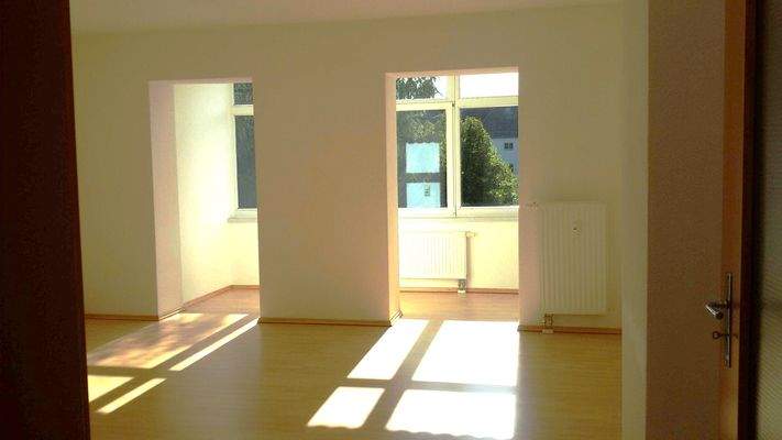 Beispiel Wohnzimmer Blick Wintergarten.jpg