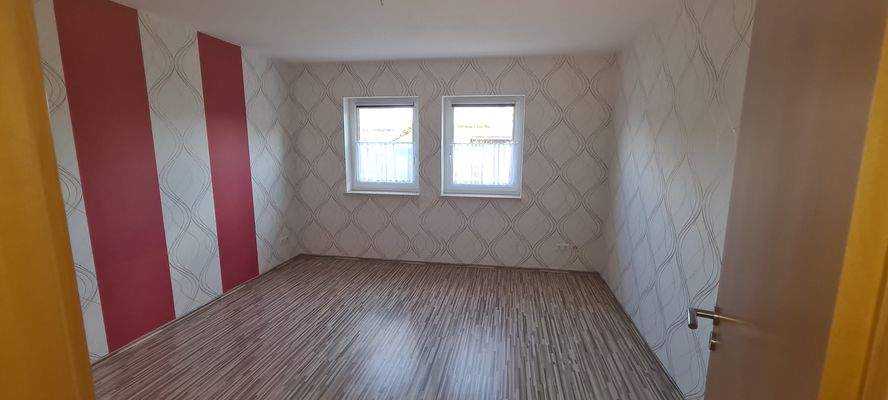 Schlafzimmer EG Blick in den Raum