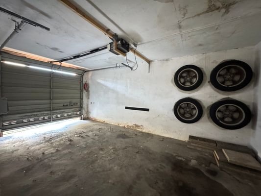Garage Vorderhaus