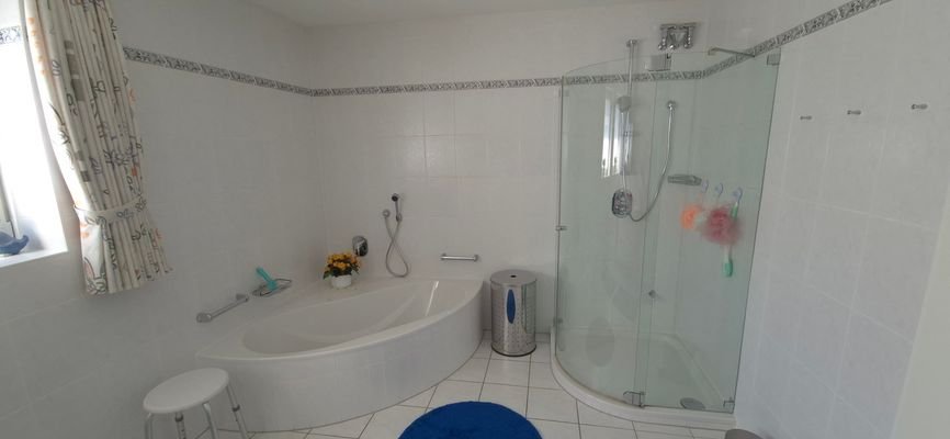 Badezimmer_EG