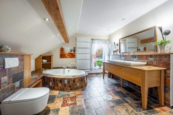 DI - Forbes Global Properties