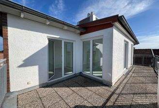 sonnige Penthousewohnung mit Dachterrasse
