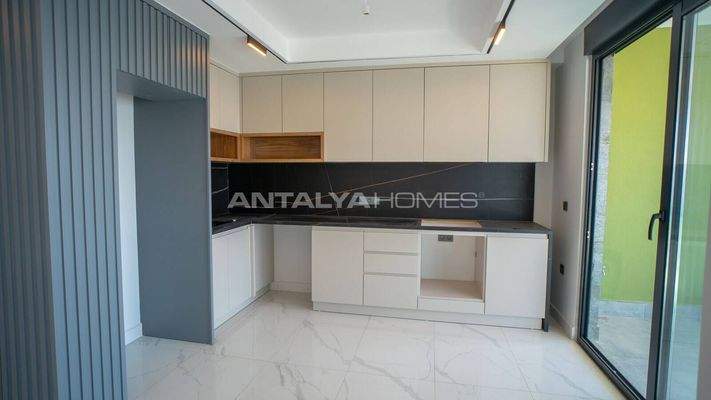 Apartments with Rich Social Facilities in Mahmutlar Alanya