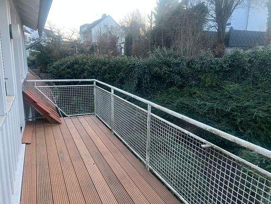 Balkon mit Blick ins Grüne