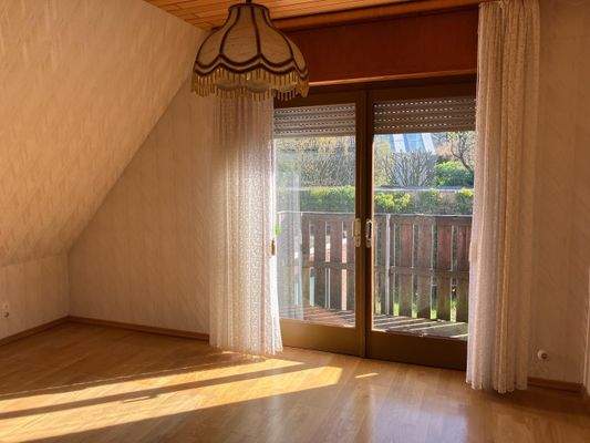 Schlafzimmer mit Balkon