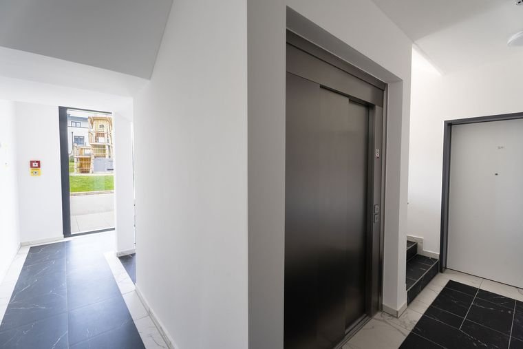 Treppenhaus_Haus D_4.jpg