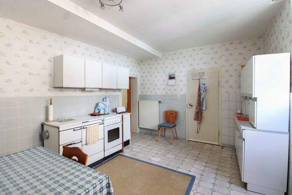 Küche mit Sitzecke EG