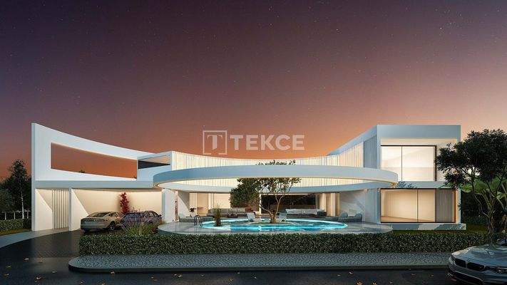 Detached Villa with Pool Near the Sea in İzmir Çeşme