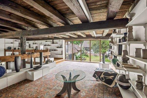 Atelier mit Fensterfront