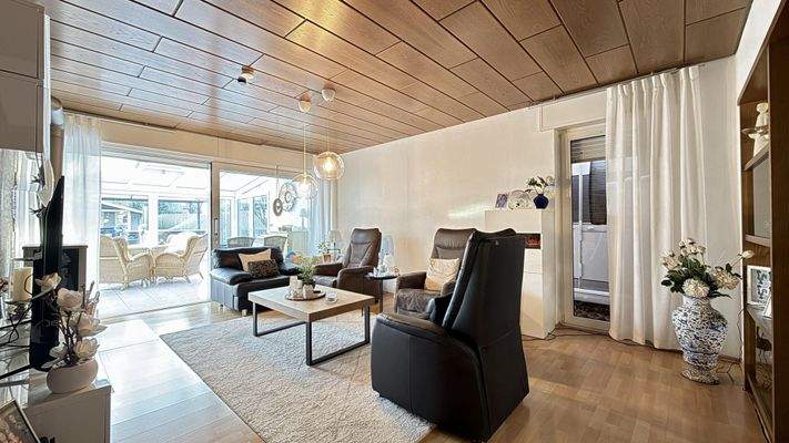 Wohnzimmer (Whg. EG)