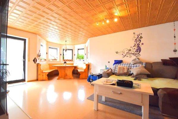 EG Wohnzimmer mit Erker