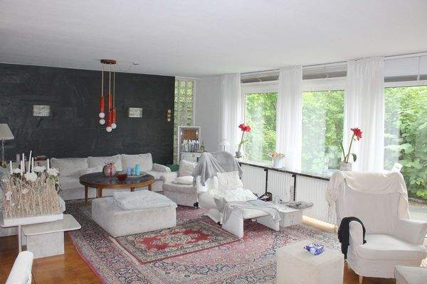 Nebenan das Wohnzimmer ...