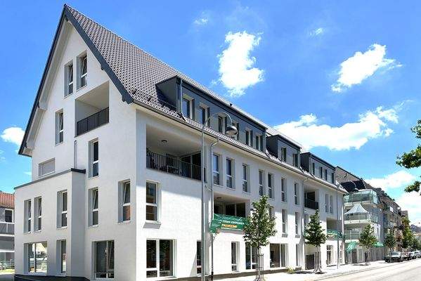 Straßenseitige Ansicht.jpg