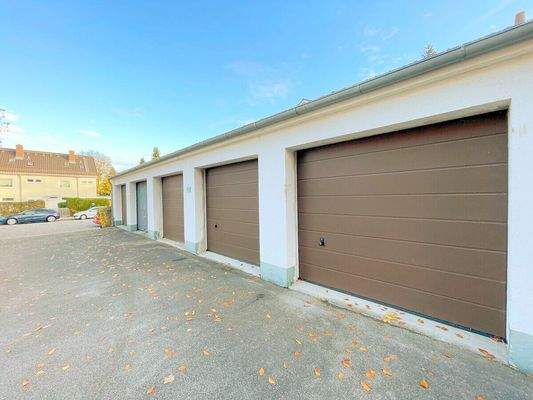 Große Einzelgarage