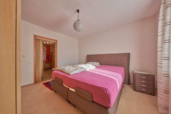 Schlafzimmer im 1. OG