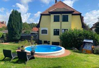 2dd558e3-de89-4c2d-8a91-078855868a02-1839257004