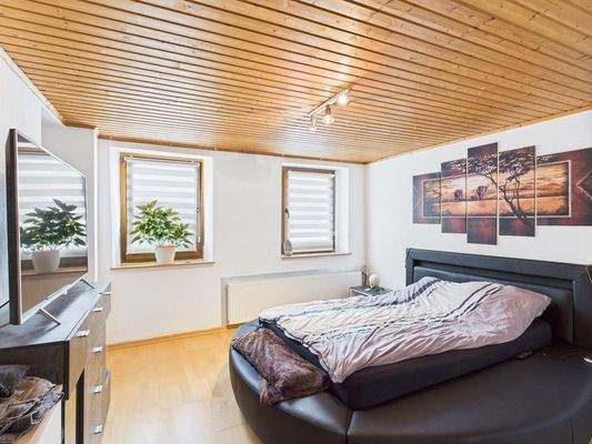 Schlafzimmer EG(Altbau)