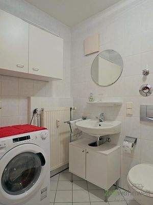 Waschmaschine im Bad