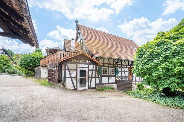 haus-restaurant-sasbachwalden-rückansicht-wolf-immobilien