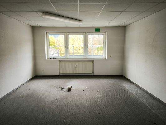 10. Büro 2 OG, Raum 2.jpg