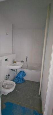 Bad mit Wanne.jpg