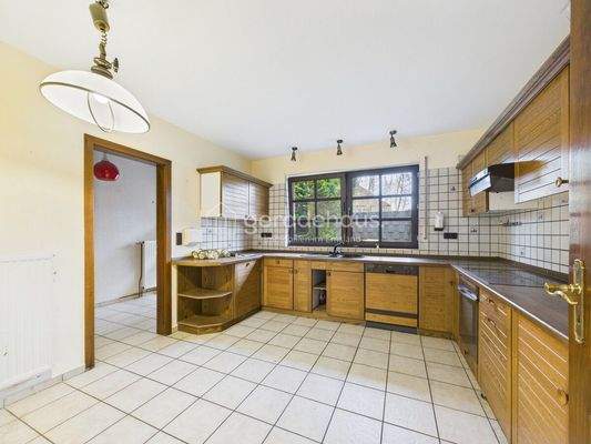 CAM03818G0-PR0073-STILL035