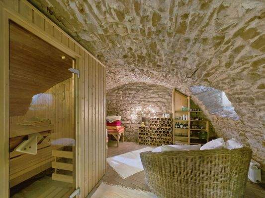 Gewölbekeller mit Sauna_2