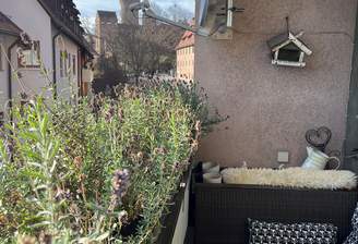 Balkon mit Burgblick