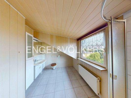 Großzügiges Badezimmer...