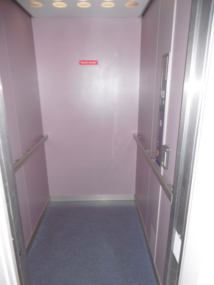 Aufzug Innenbereich Bild 1.png