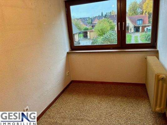 kleines Zimmer im Dachgeschoss