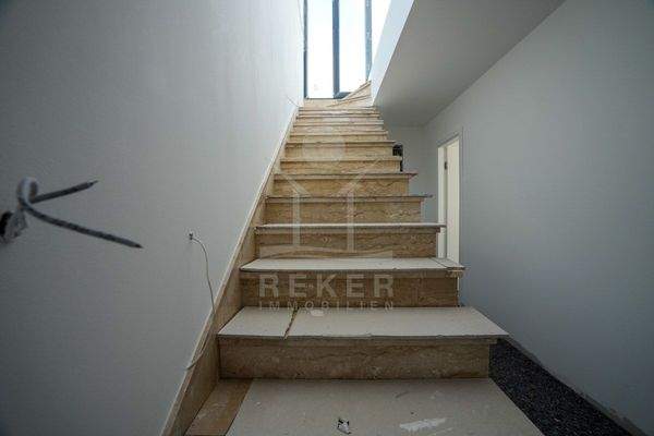 Fitnessraum und Panorama-Dachterrasse