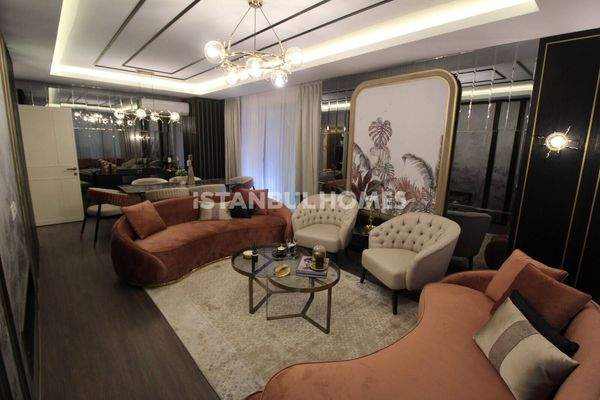 Apartments in an Advanced Complex in Esenyurt