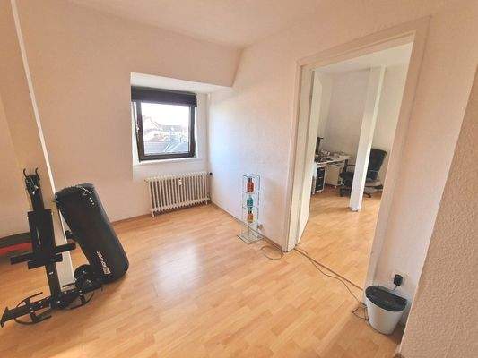 Schlafzimmer und Wohnzimmer