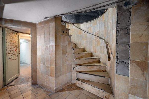 brueckstr-19-treppe-keller-5