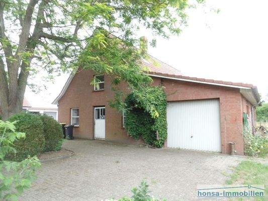 Ehemalige Stallungen - Werkstatt mit WC, Garage