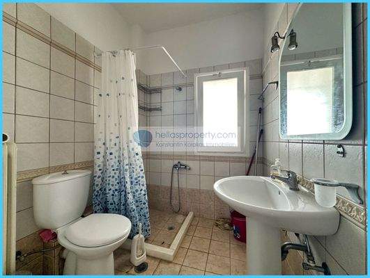 7e84136a522c4985b7aea8af386df27c-original