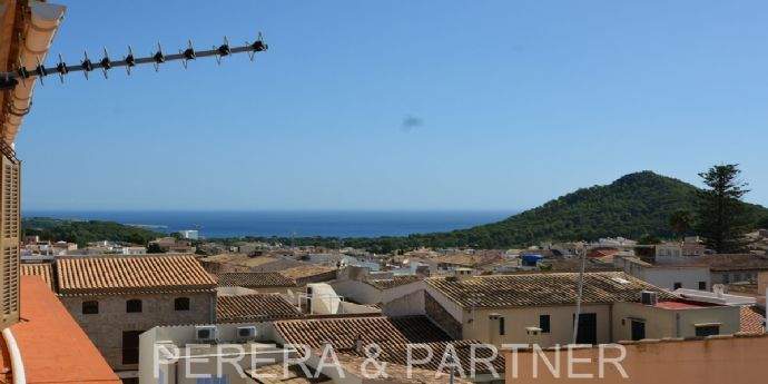 36---Blick-auf-das-Meer-und-Dorf-II