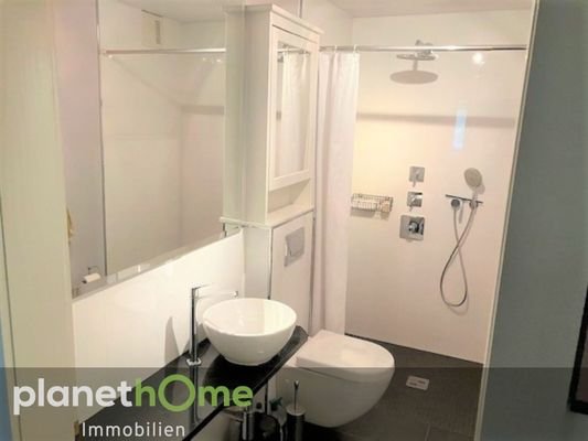 Badezimmer1 neuwertig